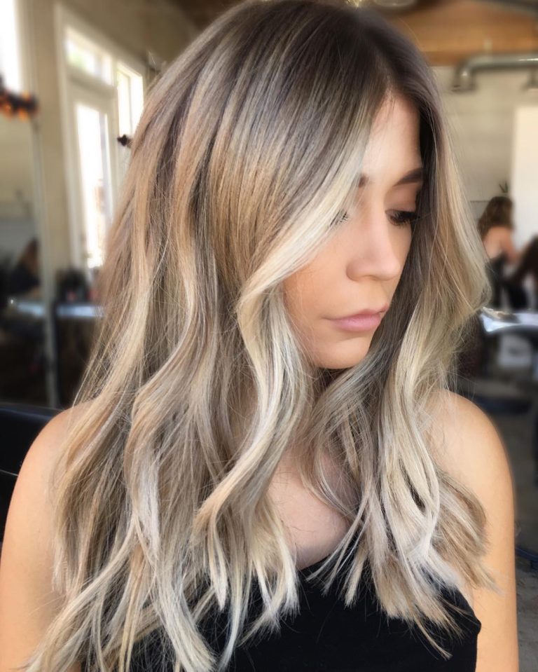 10 Ash Blonde Hairstyles For All Skin Tones