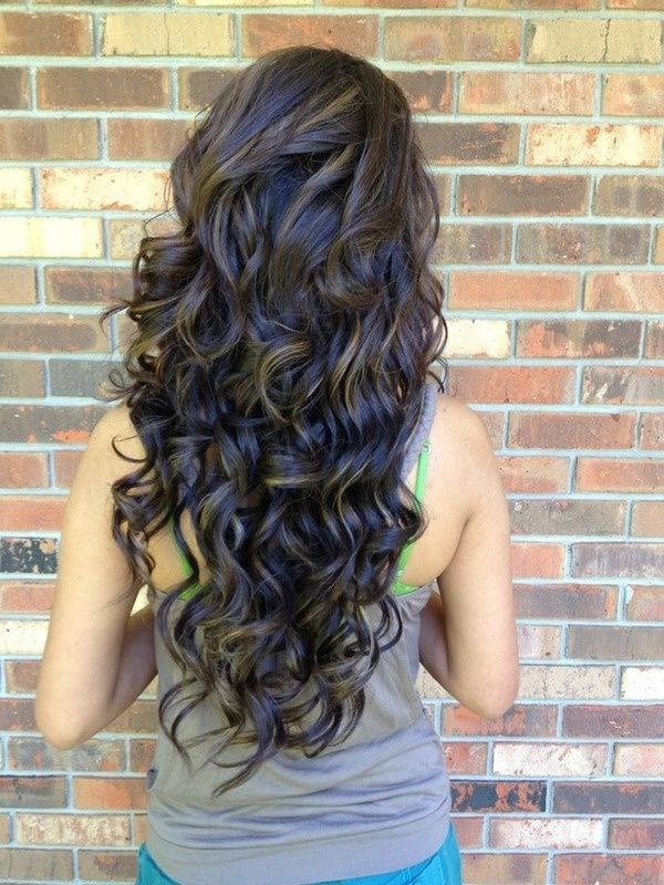 A rear view of the permissible hairstyle for the layer of long hair