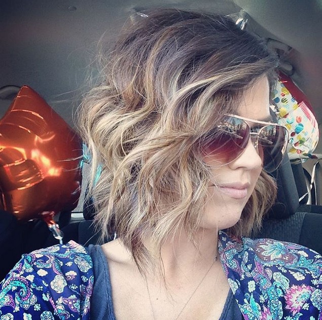 Balayage hairstyle balab Bob with wave glasses