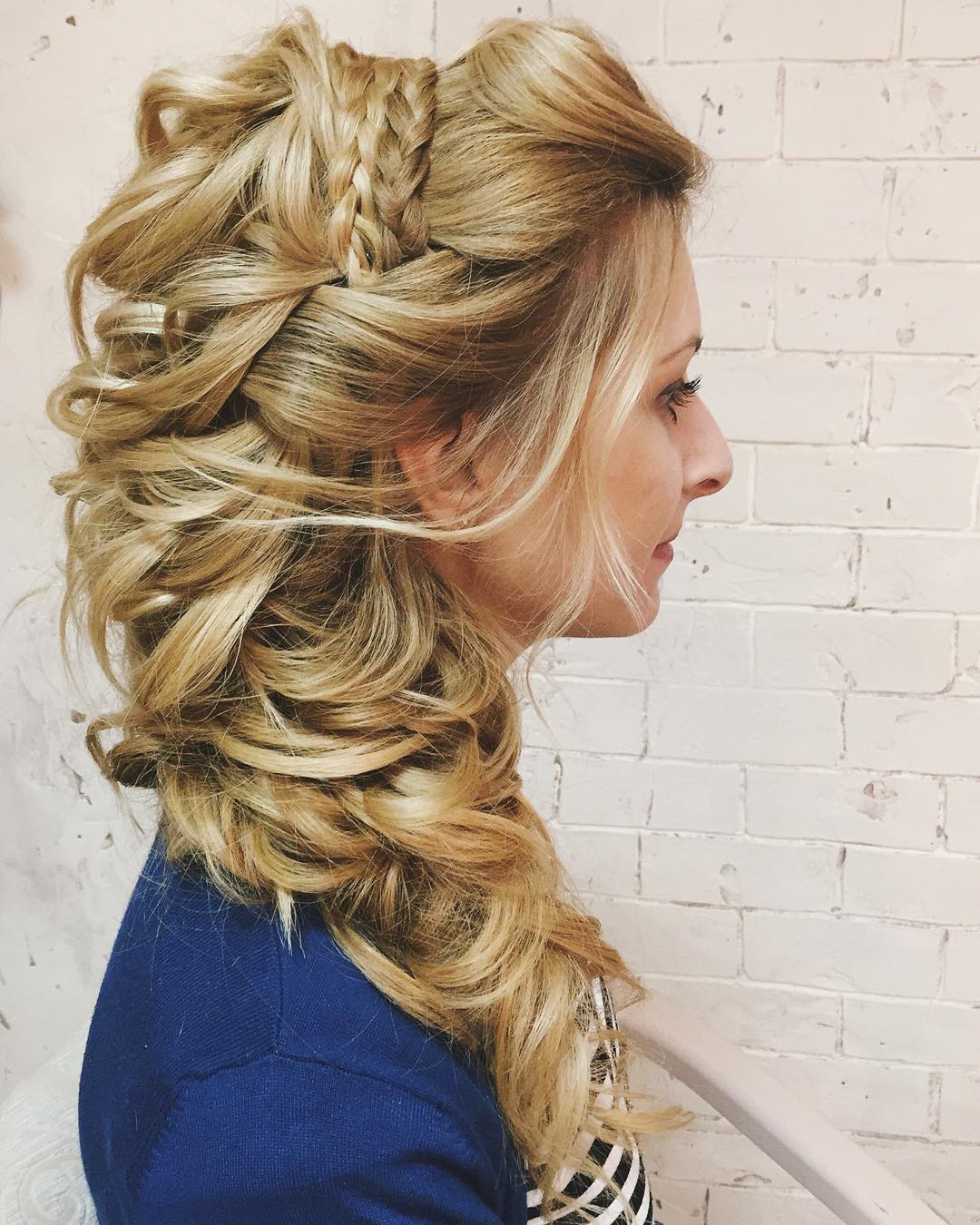 Beautiful wedding hairstyles for long hair - bride hairstyle designs