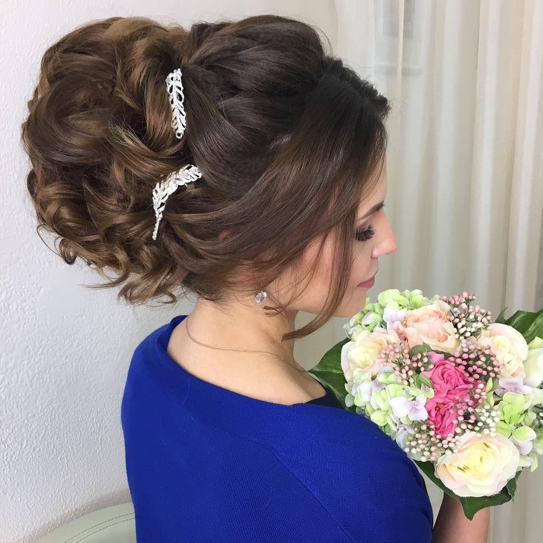 Beautiful wedding hairstyles for long hair - bride hairstyle designs