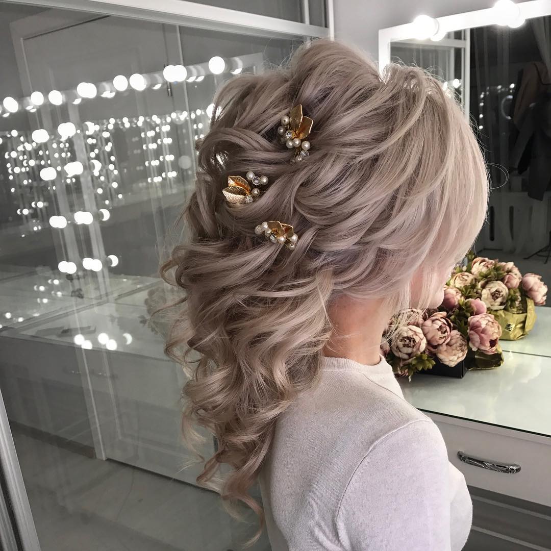 Beautiful wedding hairstyles for long hair - bride hairstyle designs