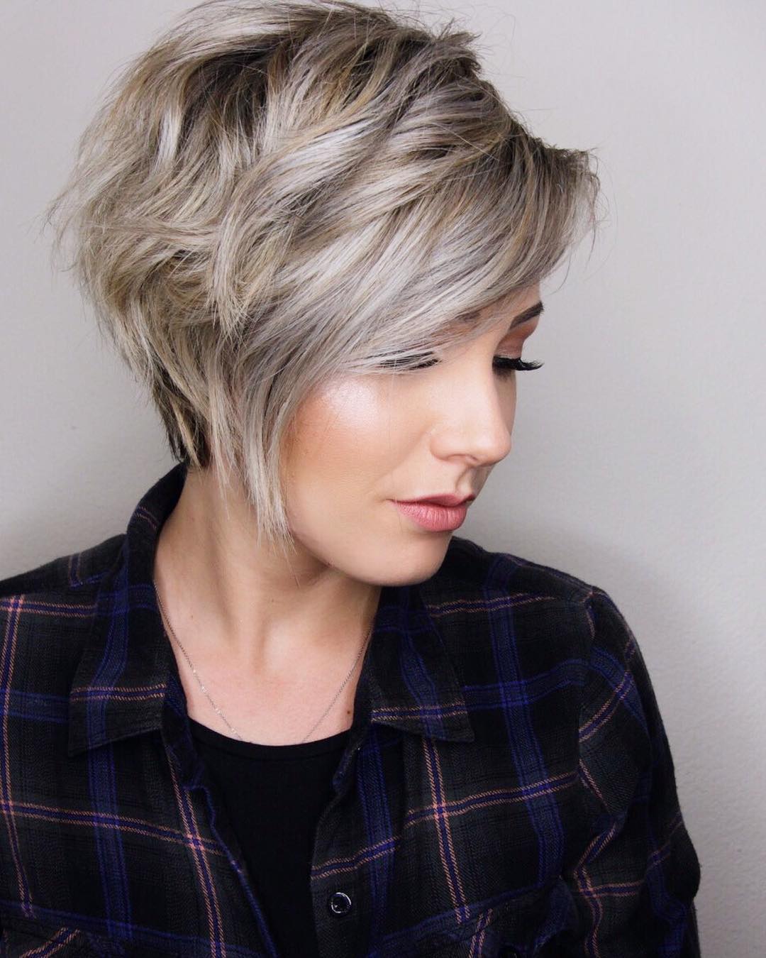 Best short -layer shave - short hairstyle for women for thick hair Best short -layer shave - short hairstyle for women for thick hair