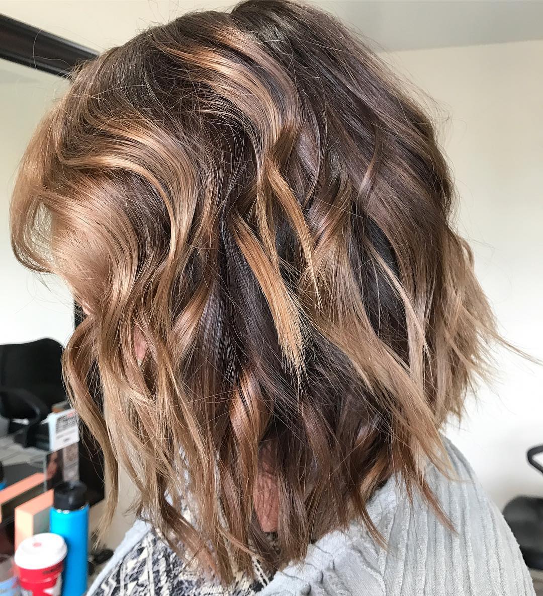 The best wavy shoulder hairstyles, medium shaving ideas for women and girls The best wavy shoulder hairstyles, medium shaving ideas for women and girls