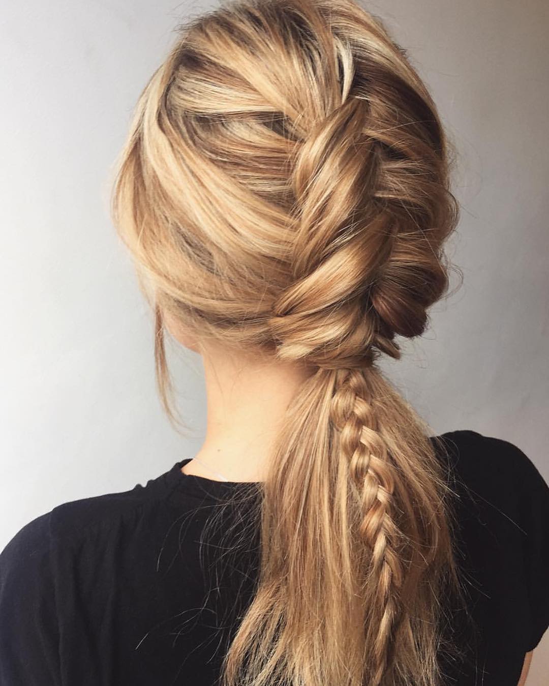 Hairstyles tail horse braid for long hair, long horse tail ideas Hairstyles tail horse braid for long hair, long horse tail ideas