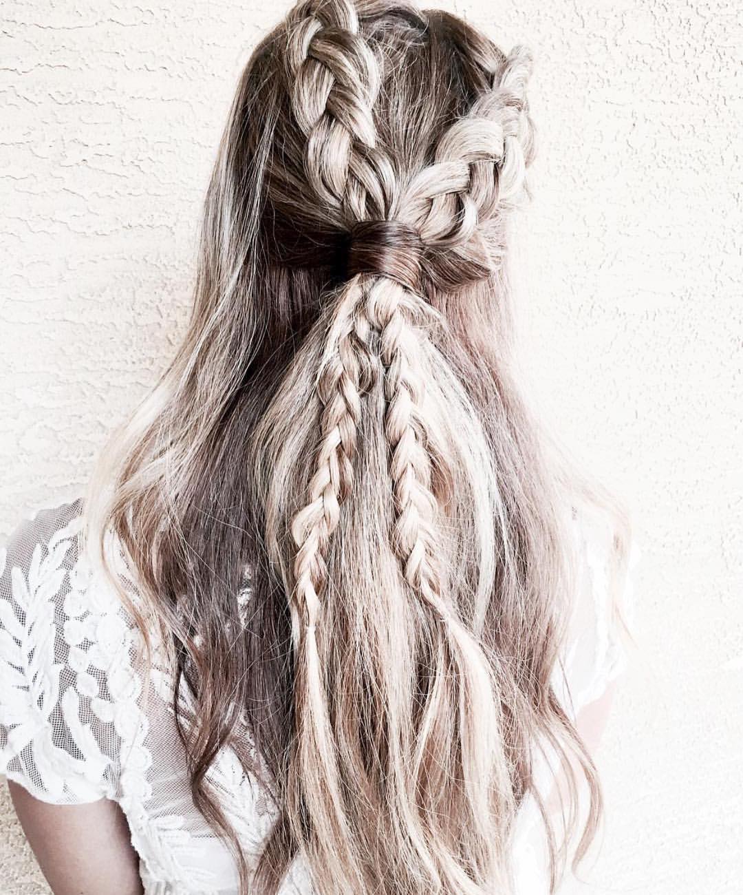 Hairstyles tail horse braid for long hair, long horse tail ideas Hairstyles tail horse braid for long hair, long horse tail ideas