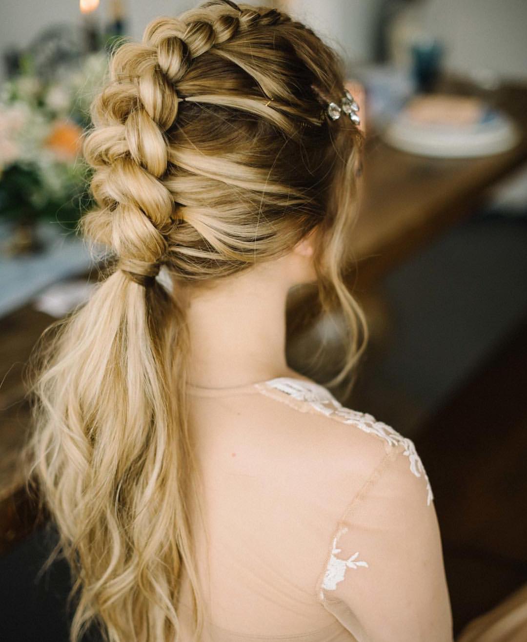 Hairstyles tail horse braid for long hair, long horse tail ideas Hairstyles tail horse braid for long hair, long horse tail ideas