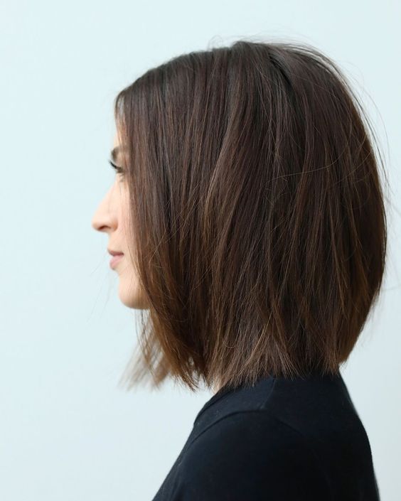 Stylish and elegant straight hairstyle ideas - Pop hair colors to look distinctive Stylish and elegant straight hairstyle ideas - Pop hair colors to look distinctive
