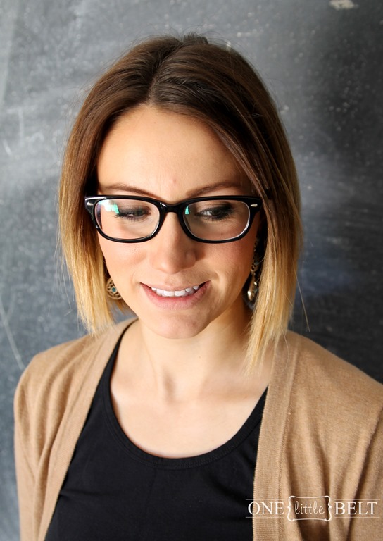 Elegant Bob Pop hairstyle with glasses