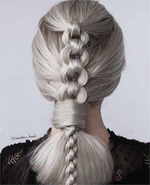 Easy hairstyles for women for women and girl - simple horse tail Easy hairstyles for women for women and girl - simple horse tail