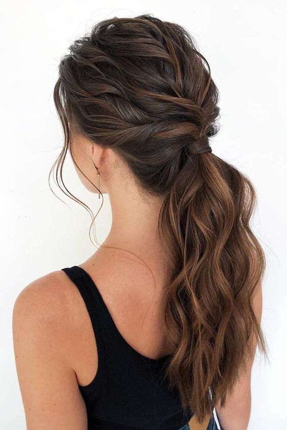 Easy hairstyles for women for women and girl - simple horse tail Easy hairstyles for women for women and girl - simple horse tail