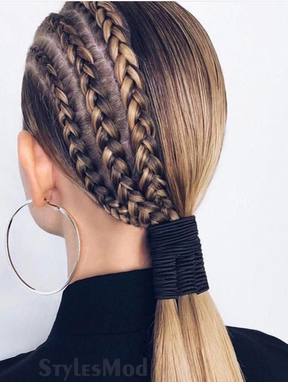 Easy hairstyles for women for women and girl - simple horse tail Easy hairstyles for women for women and girl - simple horse tail