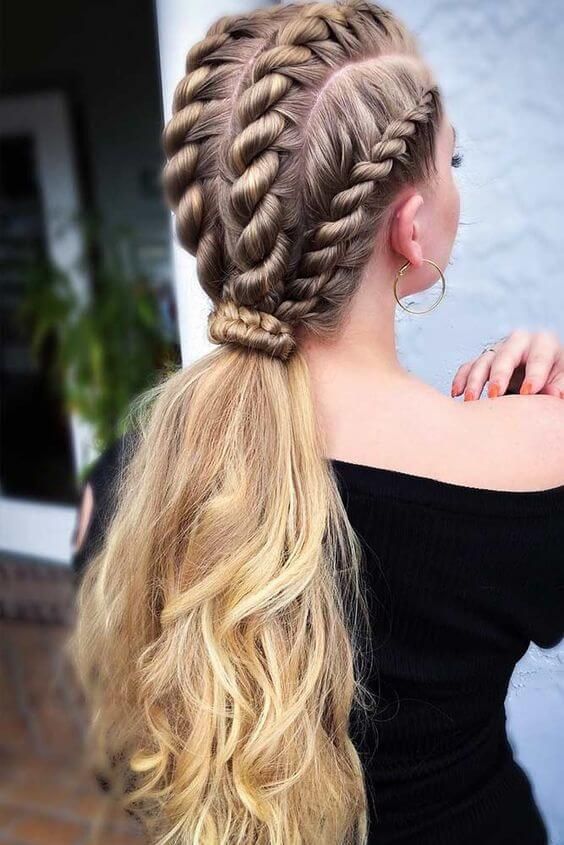 Easy hairstyles for women for women and girl - simple horse tail Easy hairstyles for women for women and girl - simple horse tail