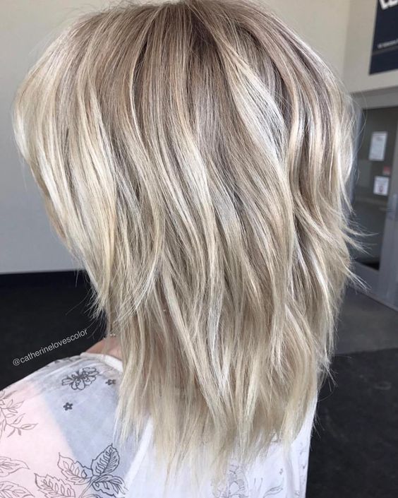 Different types of layers haircuts - the best medium -length hairstyle