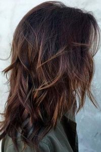 10 Modern Medium Length Layered Hairstyles