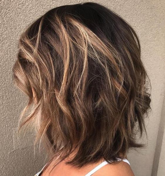Different types of layers haircuts - the best medium -length hairstyle
