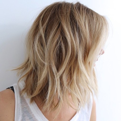 Different types of layers haircuts - the best medium -length hairstyle