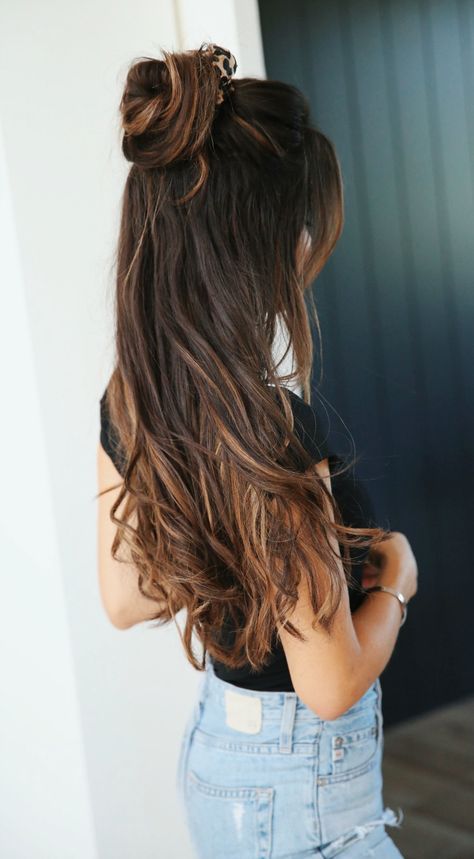 Easy and elegant informal hairstyles for long hair - long hairstyle ideas Easy and elegant informal hairstyles for long hair - long hairstyle ideas