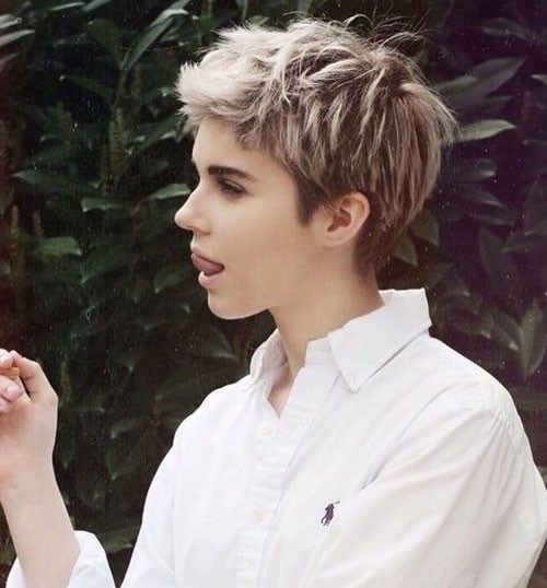 Hairstyles with easy short layers - daily hairstyles for short hair Hairstyles with easy short layers - daily hairstyles for short hair
