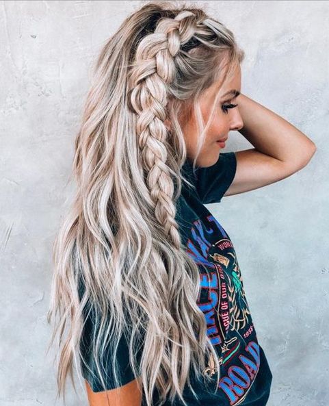 Female elegant side hairstyles - Endowment of Edge Poetry style Female elegant side hairstyles - Endowment of Edge Poetry style