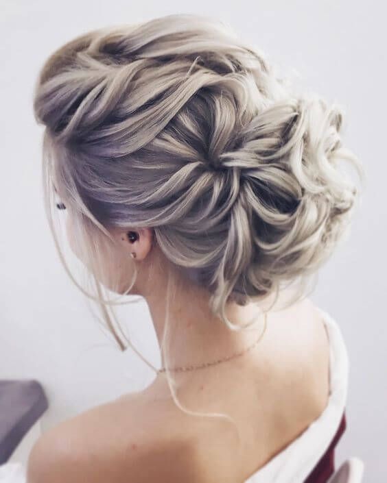 Elegant hairstyles for the wedding - elegant hairstyles for brides Elegant hairstyles for the wedding - elegant hairstyles for brides