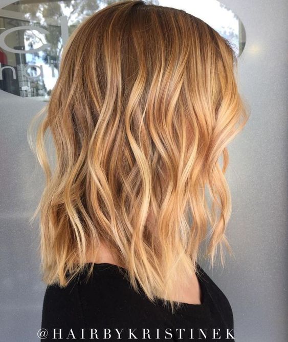 Wolting hairstyles along the wicked shoulder of women, medium female haircuts