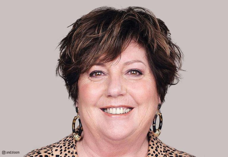 24 Slimming Hairstyles for Overweight Women Over 60