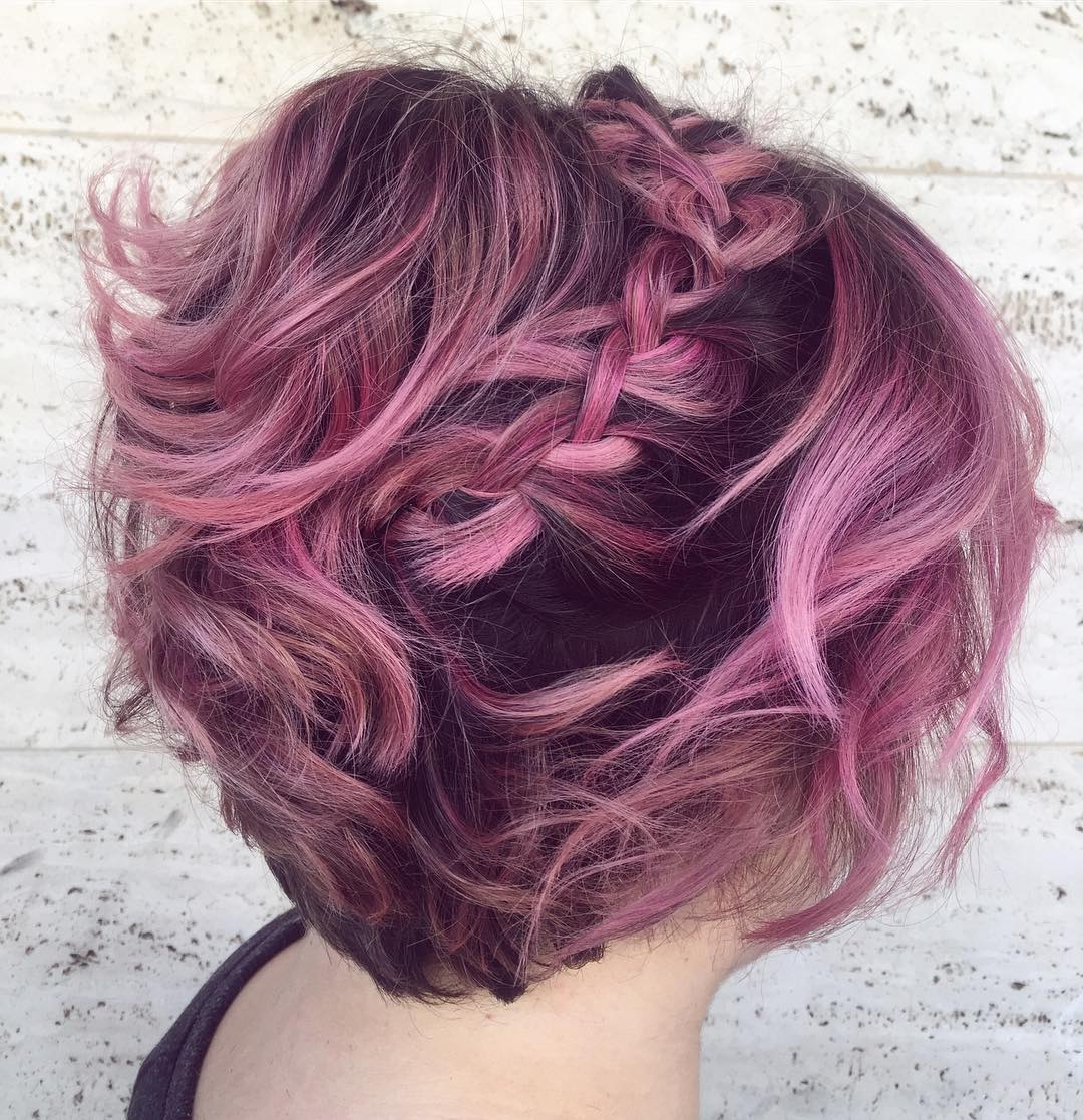 The most hot hairstyles for short hair