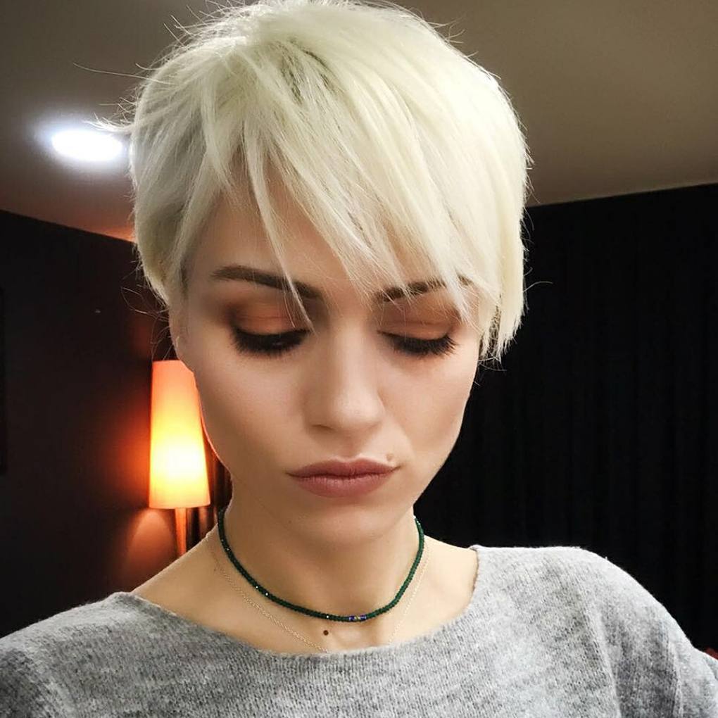 The latest short haircut for soft hair and elegant short hair in 2018 The latest short haircut for soft hair and elegant short hair in 2018