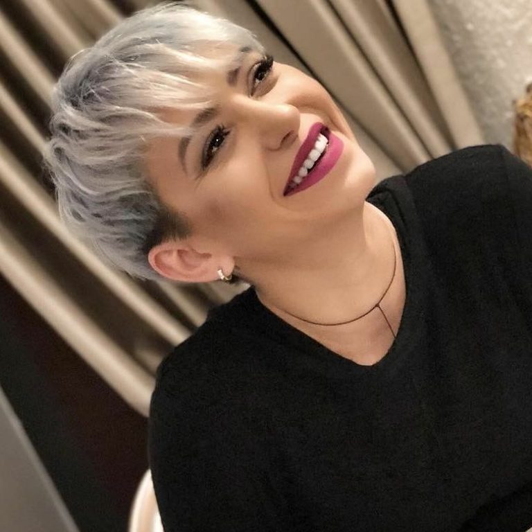 10 Latest Short Haircut for Fine Hair & Stylish Short Hair Color Trends