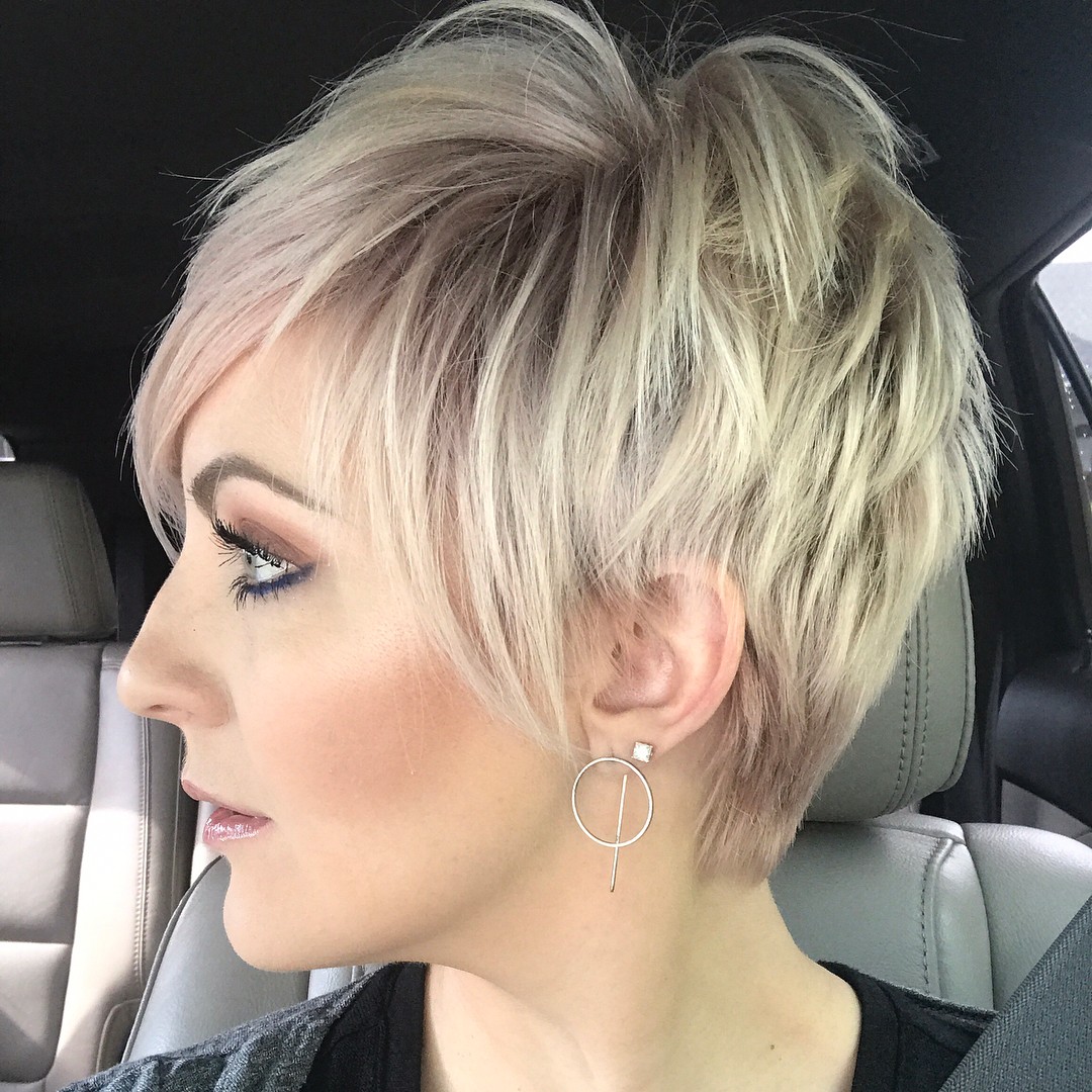The latest short hairstyles in a row, easy short hairstyles for girls The latest short hairstyles in a row, easy short hairstyles for girls
