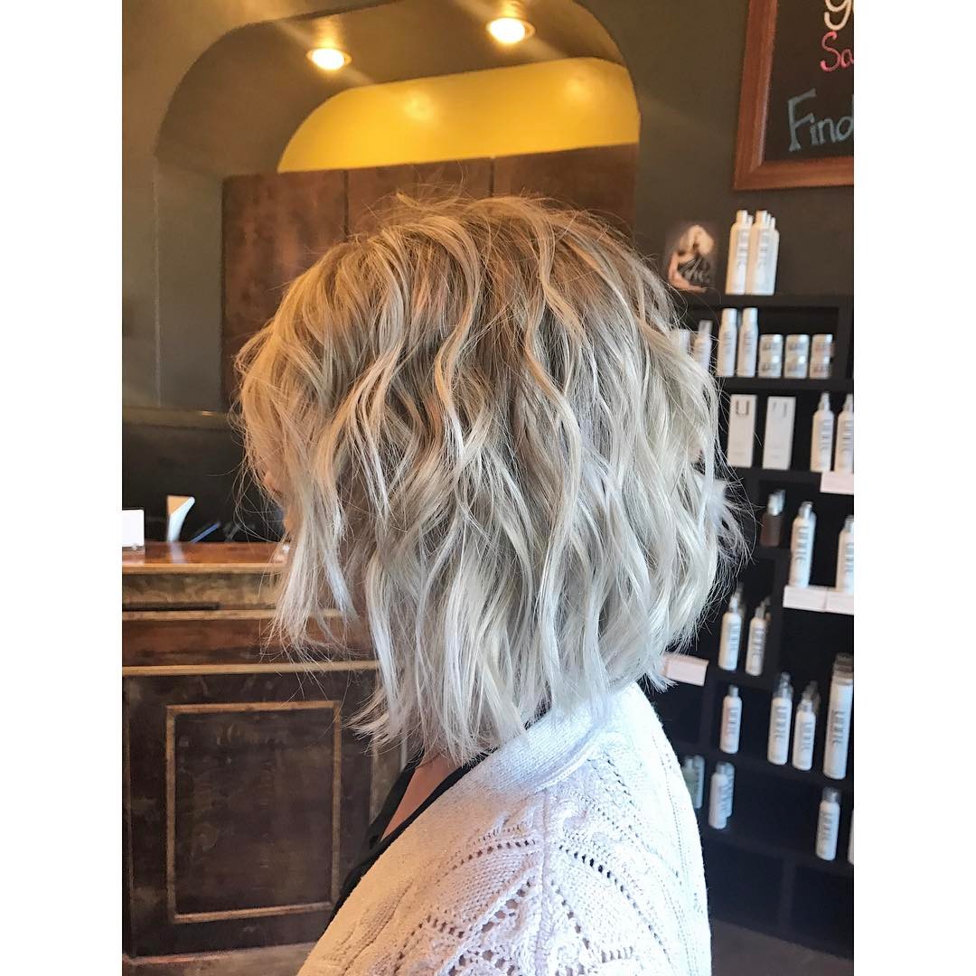 Hypochings Pop layers - modern short haircuts with layers for any occasion Hypochings Pop layers - modern short haircuts with layers for any occasion