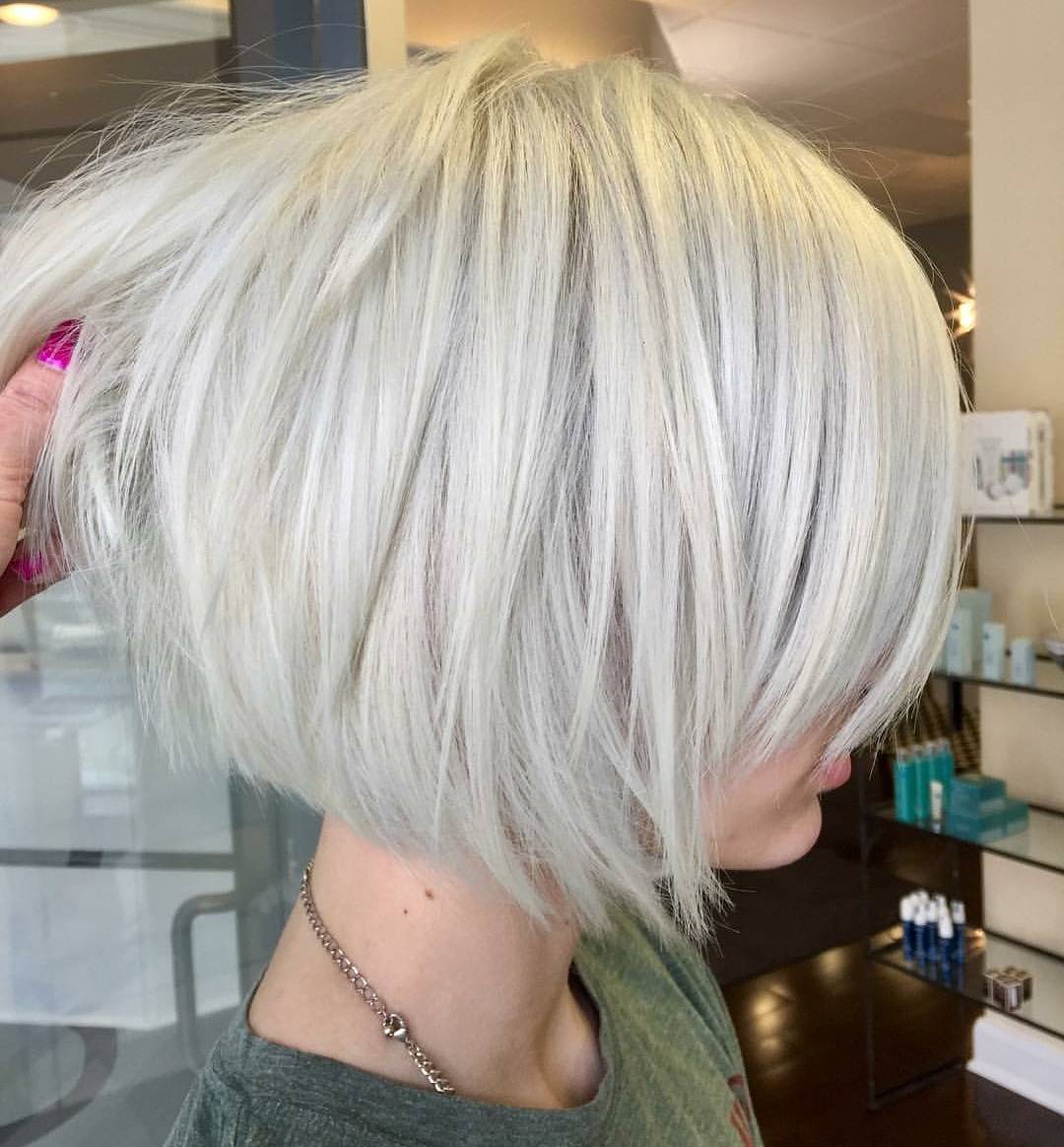 Hypochings Pop layers - modern short haircuts with layers for any occasion Hypochings Pop layers - modern short haircuts with layers for any occasion