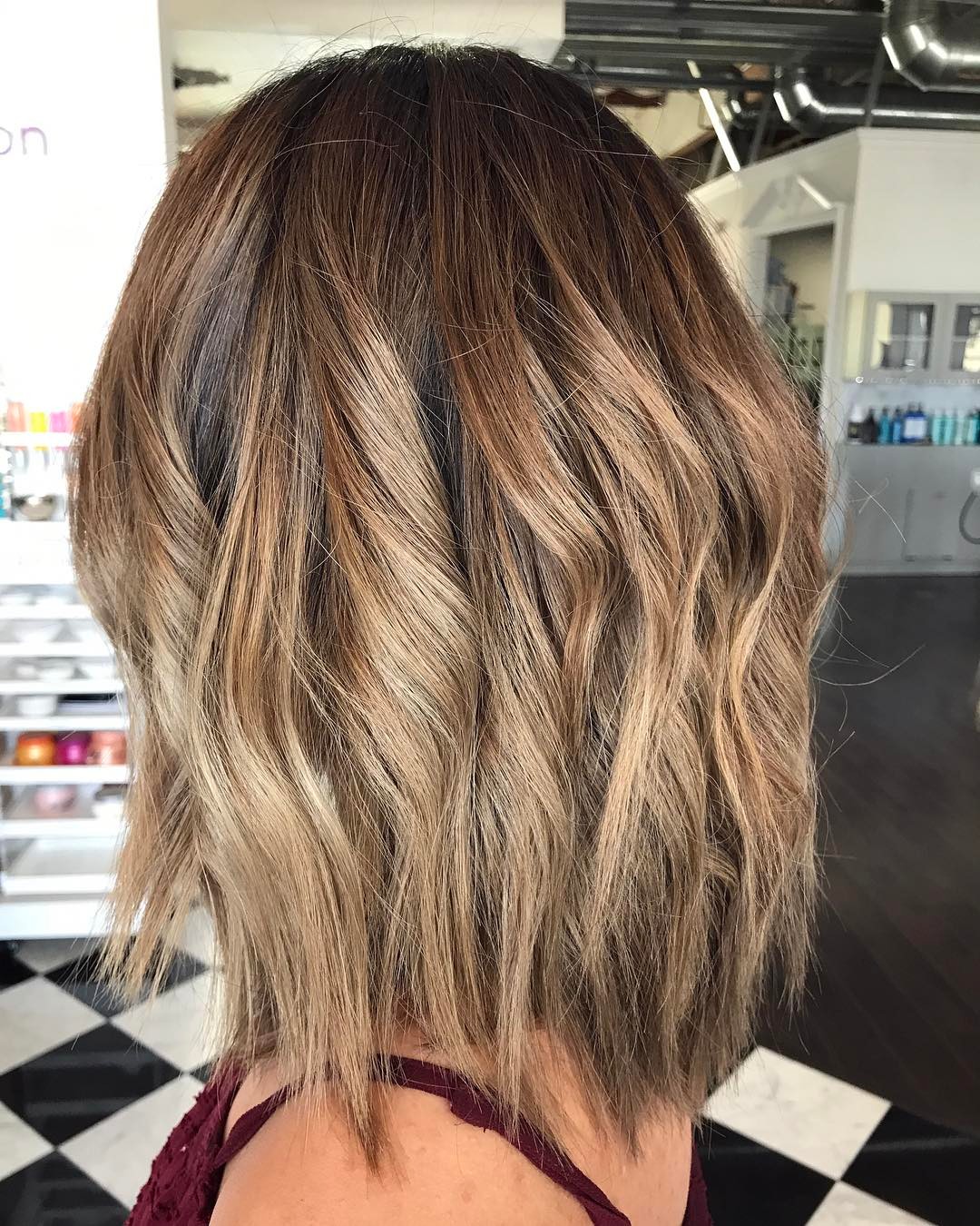 Hypochings Pop layers - modern short haircuts with layers for any occasion Hypochings Pop layers - modern short haircuts with layers for any occasion