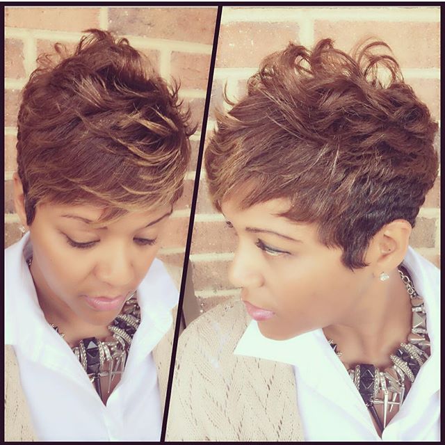 Pakisi curly layer cut for black women