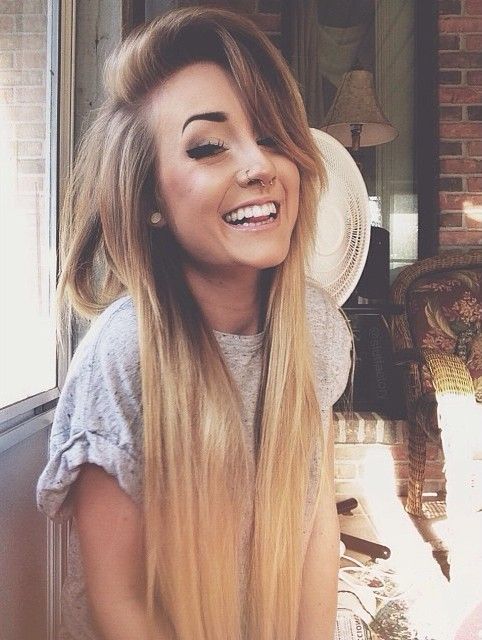 Long straight hairstyle with explosions