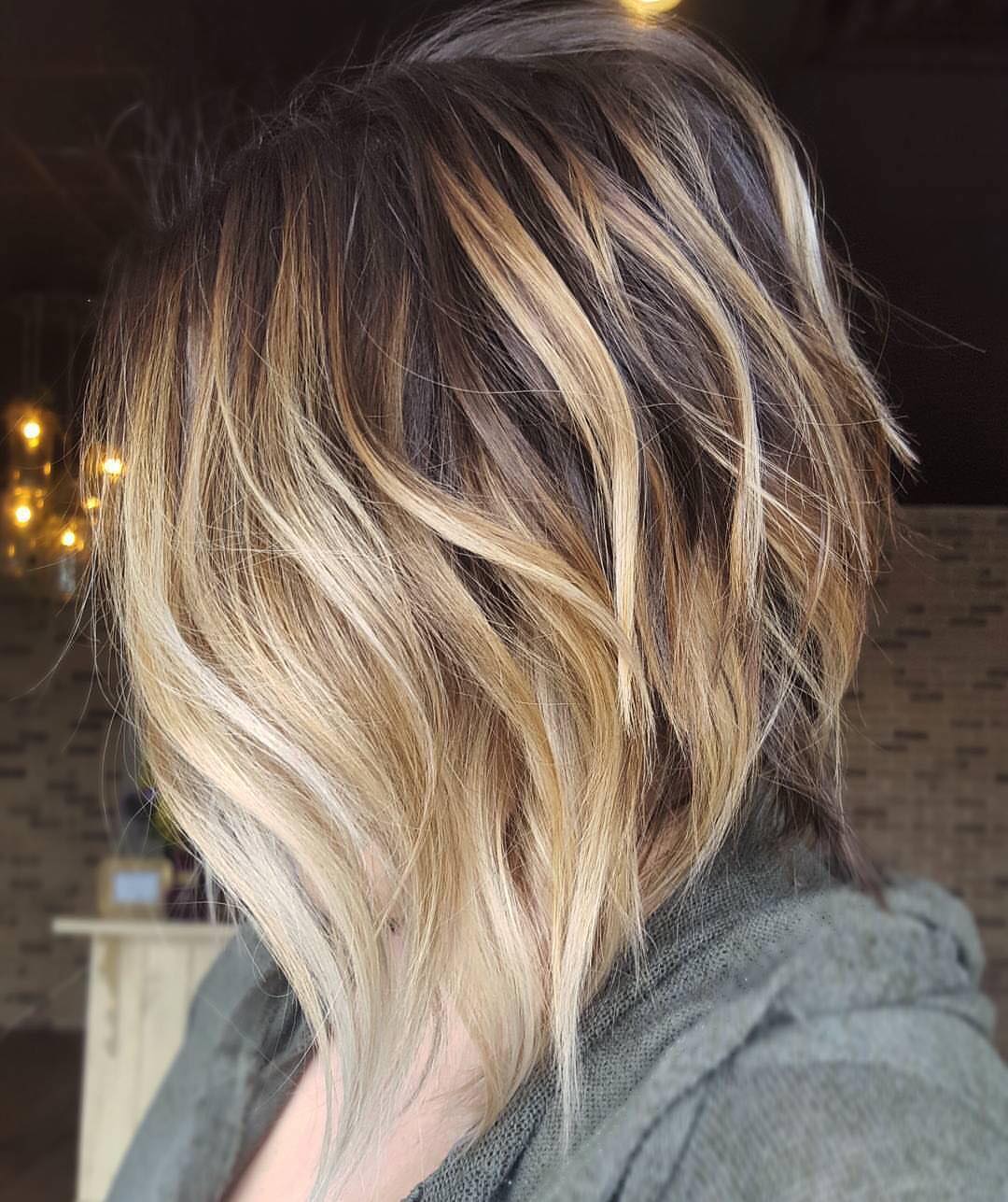 The most popular medium hairstyles - haircuts along the shoulder women The most popular medium hairstyles - haircuts along the shoulder women