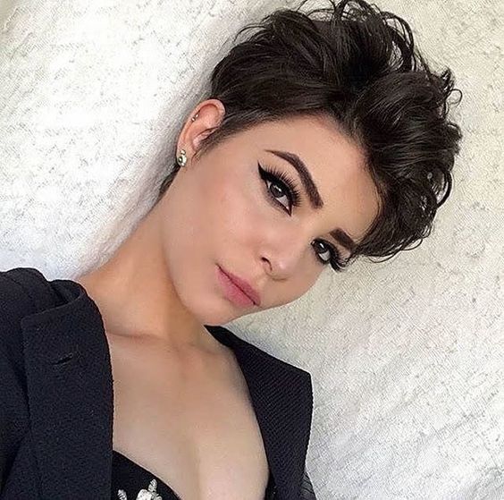 10 Stylish Pixie Haircuts for Women