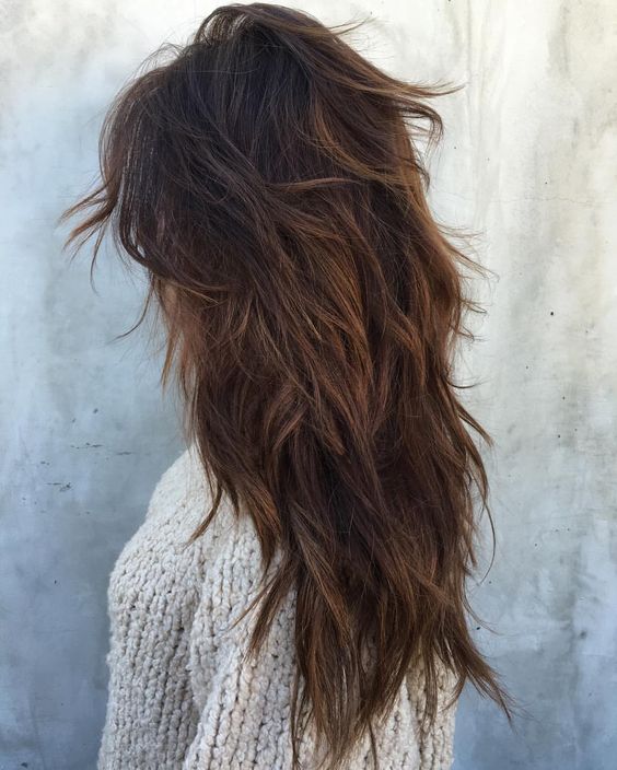 Beautiful hairstyles and hair pieces for long hair ，