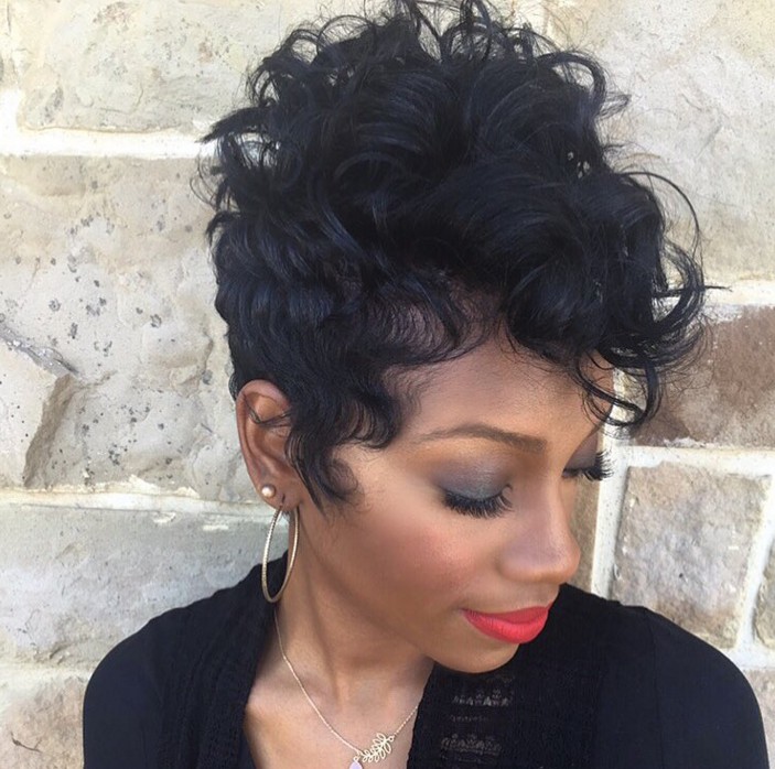 Black short hair cutting black women