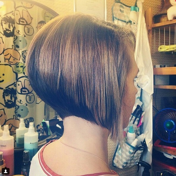 The inverted short Pop hairstyle 2016