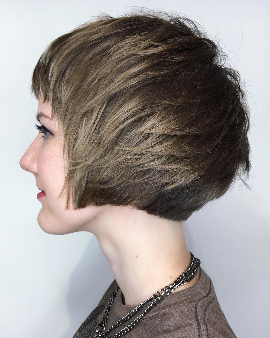 Short hairstyle in a row - short haircuts for women and girls Short hairstyle in a row - short haircuts for women and girls