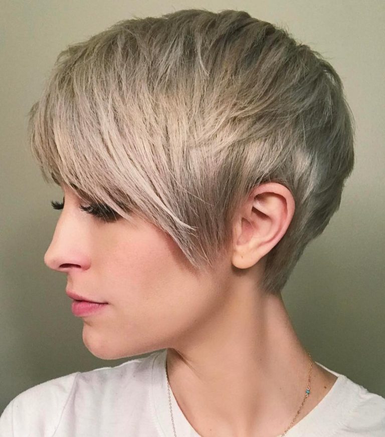 10 Best Short Straight Hairstyle Trends & Easy-Care Styles