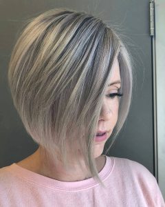 10 Simple Short Straight Bob Haircuts