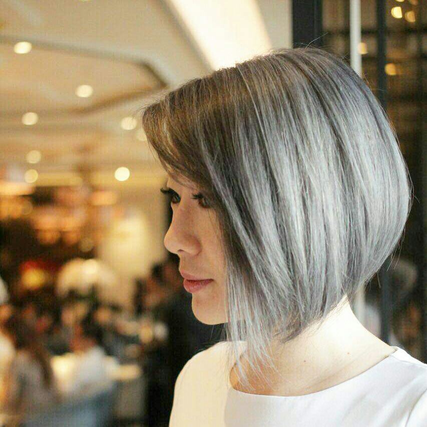 Short Bob's straight hair cut - short hairstyle for women for thick hair Short Bob's straight hair cut - short hairstyle for women for thick hair