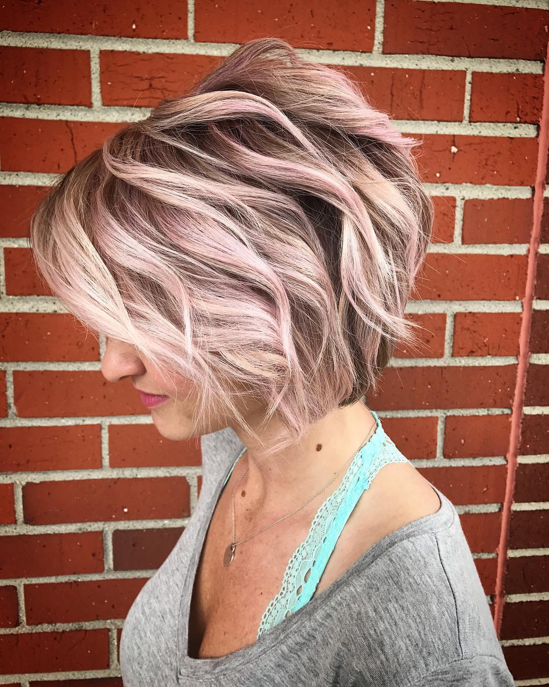 Stylish fluctuating haircuts for short hair - short hairstyle ideas Stylish fluctuating haircuts for short hair - short hairstyle ideas