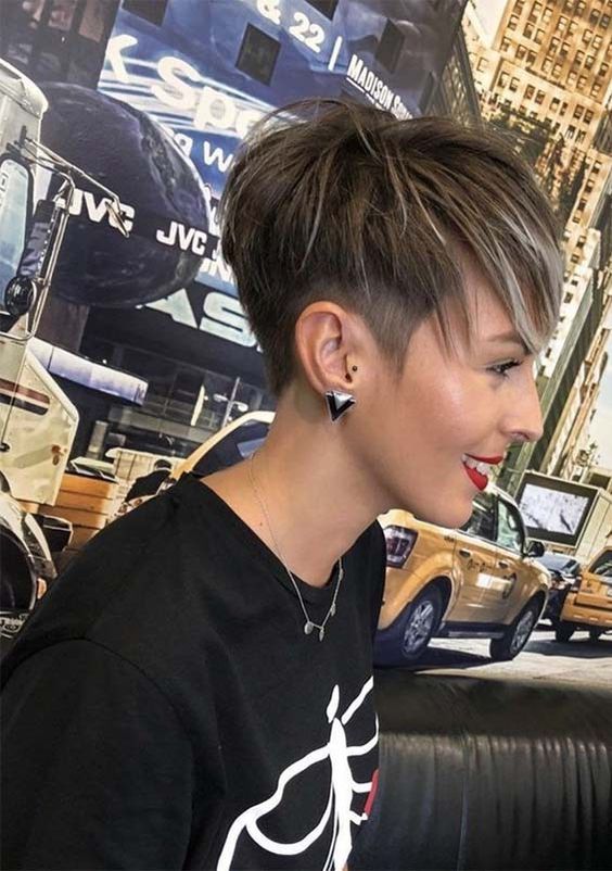 Elegant, easy haircut for women - nice short hairstyle ideas Elegant, easy haircut for women - nice short hairstyle ideas
