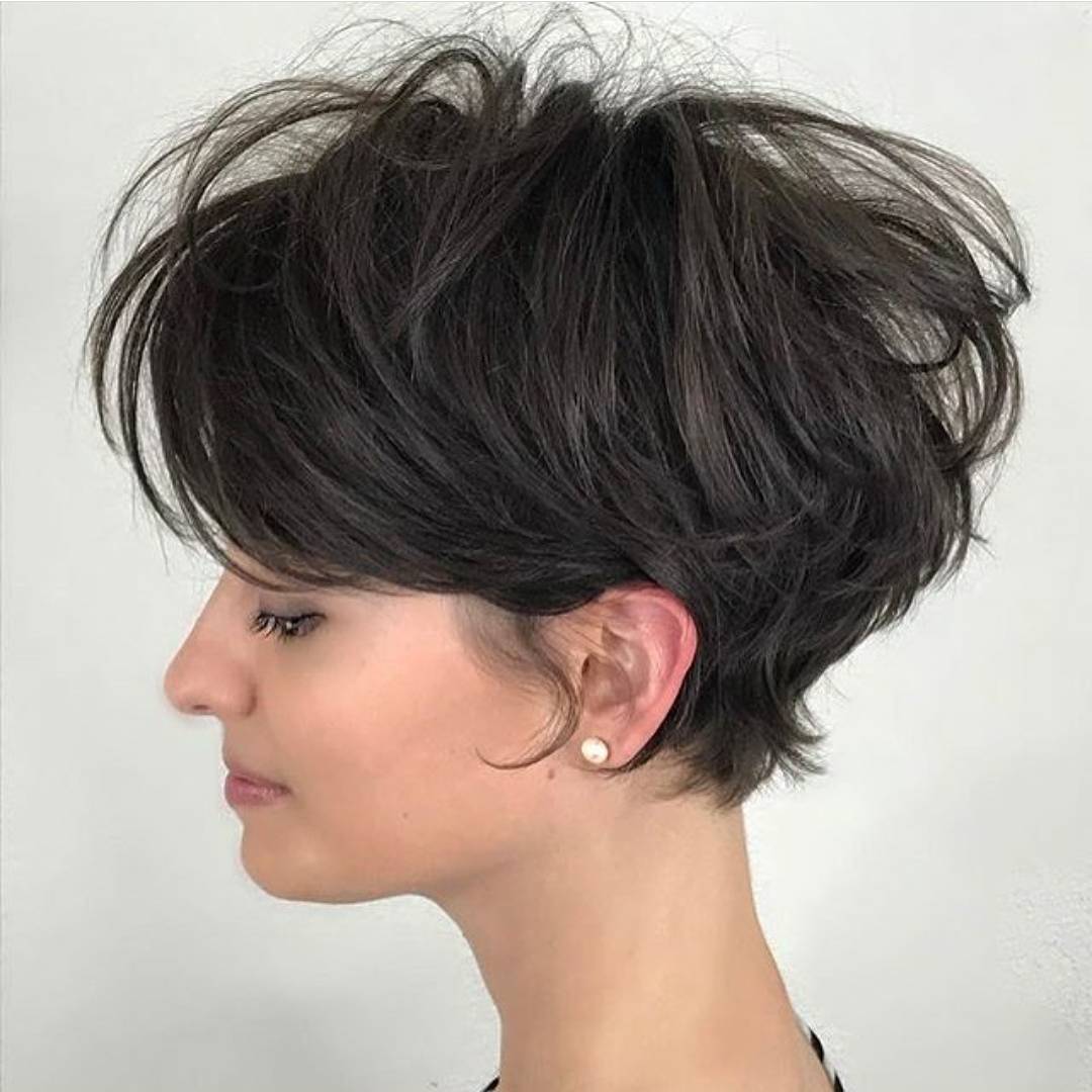 Stylish haircuts for women, short hairstyles designs Stylish haircuts for women, short hairstyles designs