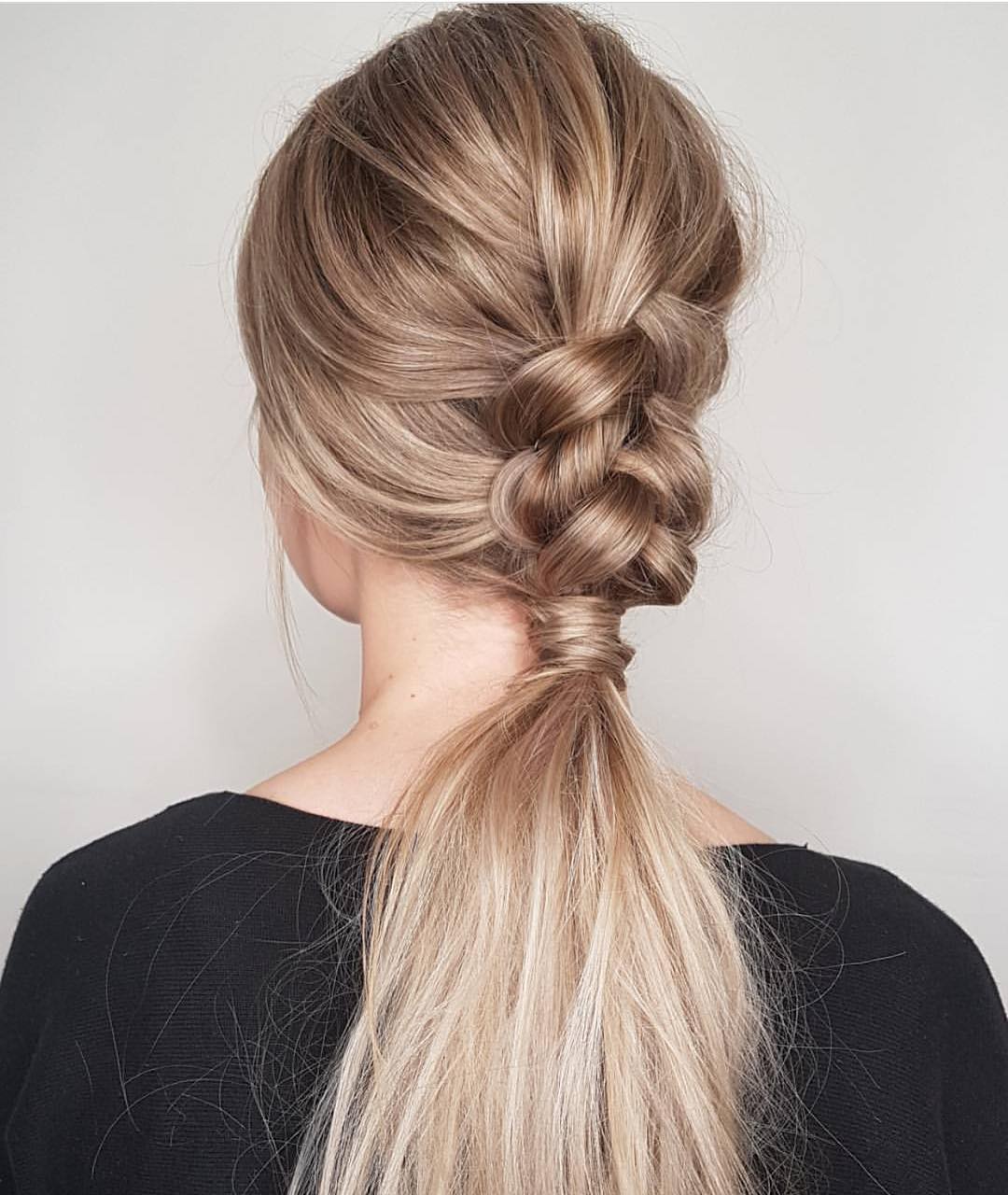 Modern ponytail hairstyle for long hair, easy horse tail Modern ponytail hairstyle for long hair, easy horse tail