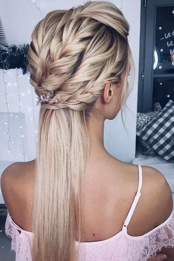 Modern hairstyles for long intermediate hair- hoof hairstyle ideas Modern hairstyles for long intermediate hair- hoof hairstyle ideas